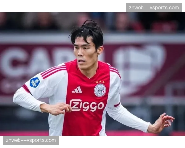 森保一试验三中卫体系 富安健洋伊藤洋辉搭档防线重组